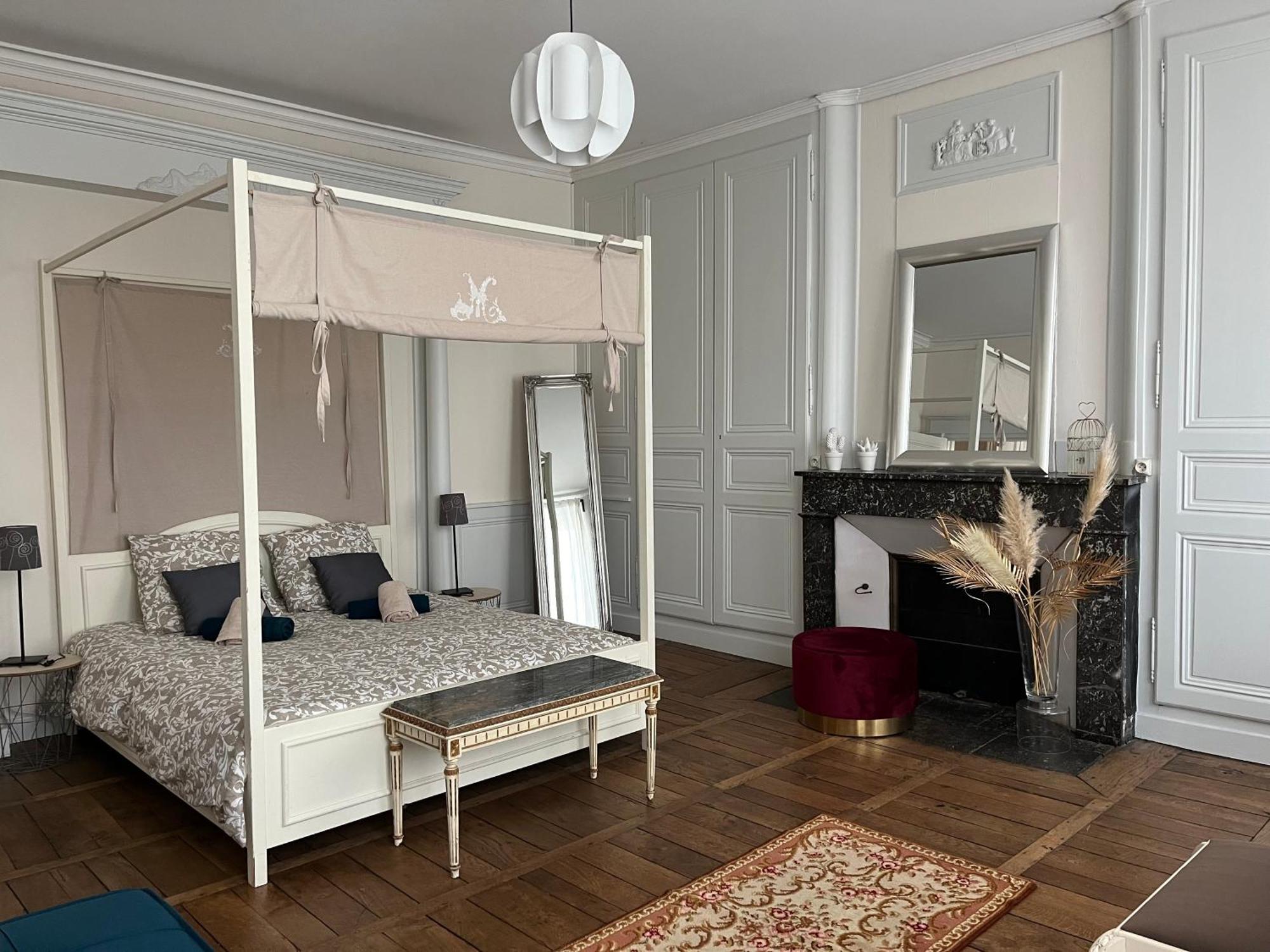 La Villa Louana 1 Appartement 160M2 Sobriete,Elegance En Coeur De Ville Aubusson  Εξωτερικό φωτογραφία